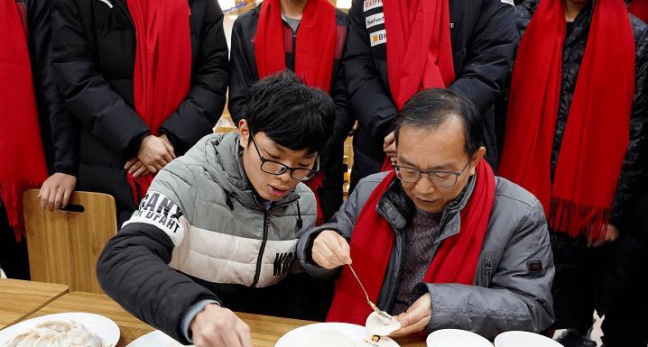 《烟雨江湖》五一劳动者送慰问品攻略（送给谁）