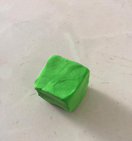 如何用橡皮泥制作我的世界中的物品？