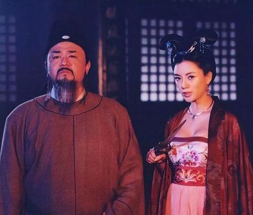 神都夜行录灵凰技能解析（探索最强灵凰技能）
