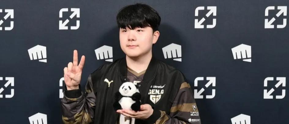 【网友热议，GG拿下S赛后选手地位变化，三叔、尺帝直接世界第一】图4
